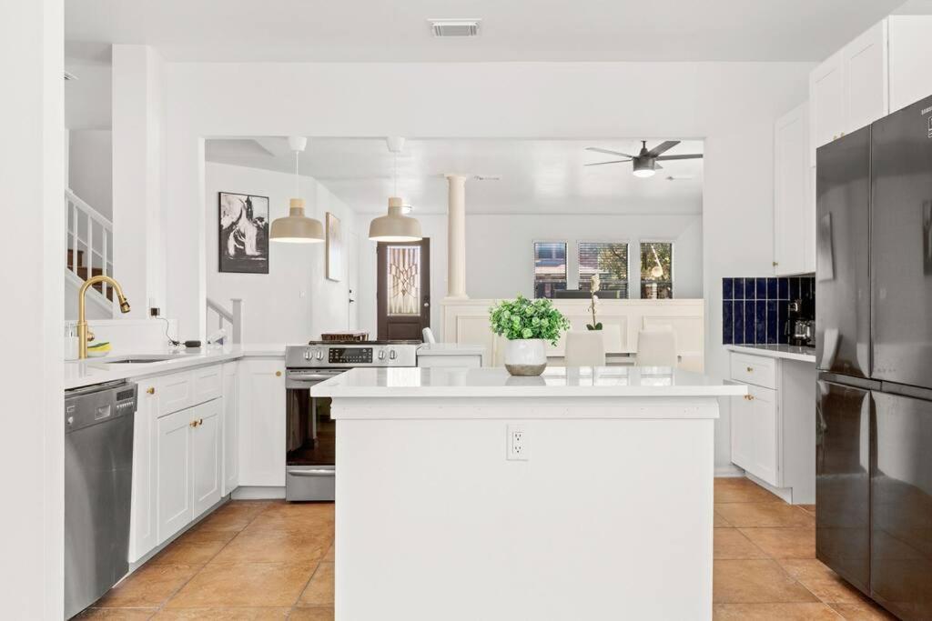 5 Bedrooms With Chefs Kitchen 2 Masters Room And Game Lounge San Antonio Luaran gambar