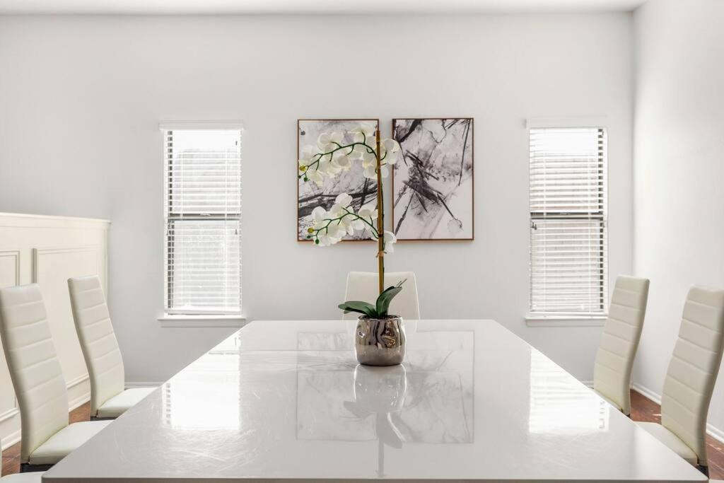 5 Bedrooms With Chefs Kitchen 2 Masters Room And Game Lounge San Antonio Luaran gambar