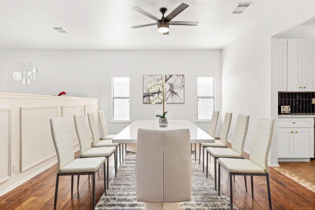 5 Bedrooms With Chefs Kitchen 2 Masters Room And Game Lounge San Antonio Luaran gambar